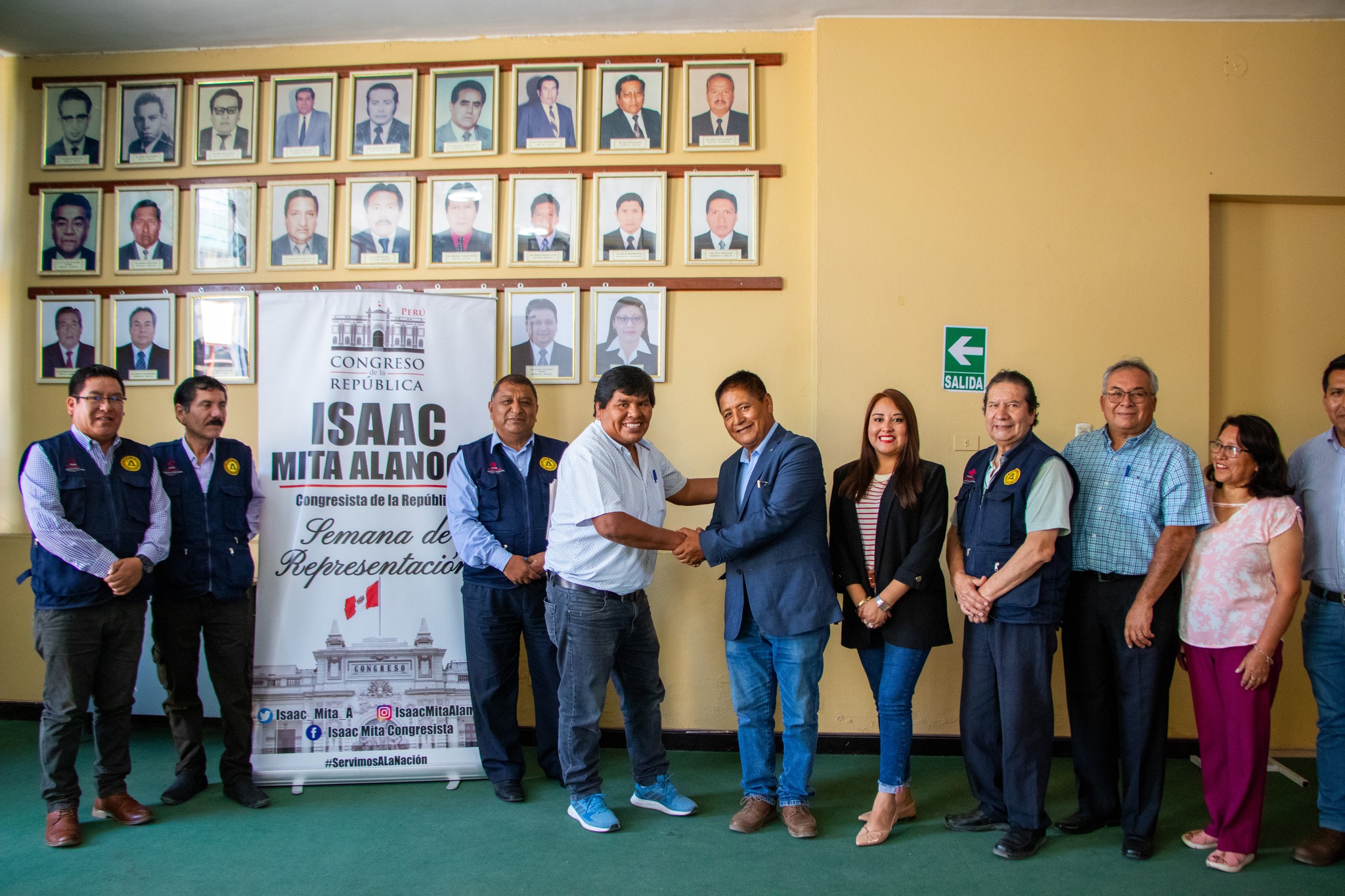 Director Regional de Agricultura y Congresista  de Tacna sostienen reunión de trabajo