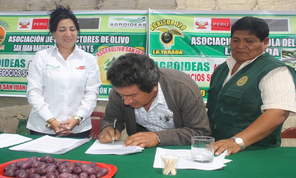 NUEVE ASOCIACIONES DE PRODUCTORES AGROPECUARIOS FIRMAN CONVENIO CON AGROIDEAS